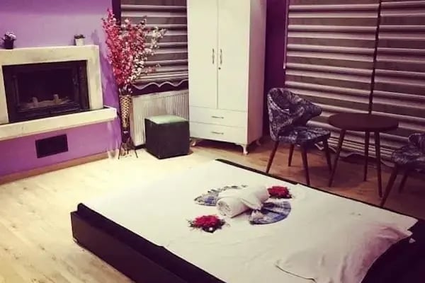 Adana Masaj Salonu FIRST CLASS SPA Adana Bayan Masöz Hamam Sauna Jakuzi Fiyatları Telefonu Adresi - Resim 3