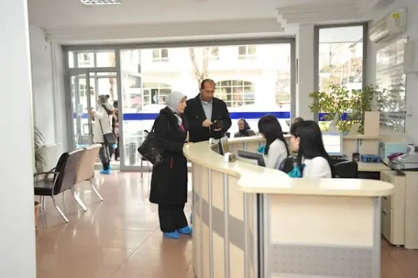 Özel Turkuaz Göz Hastalıkları Merkezi - Resim 3