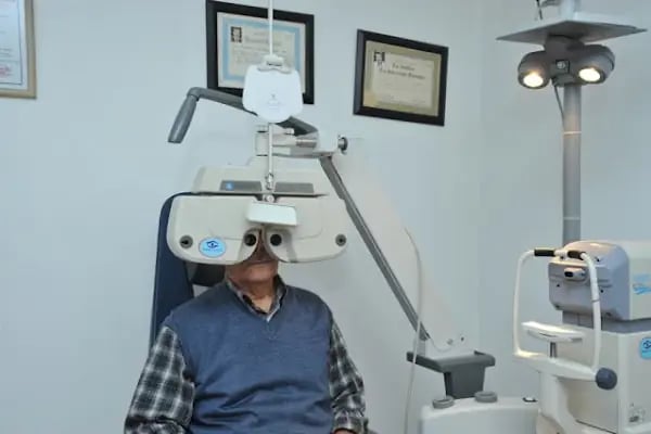 Özel Turkuaz Göz Hastalıkları Merkezi - Resim 11