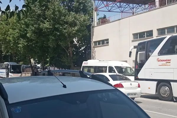 Gemlik Atatürk Stadı - Resim 18