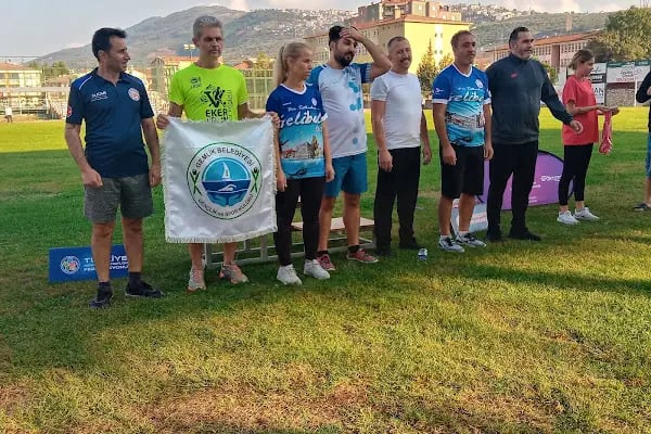 Gemlik Atatürk Stadı - Resim 17