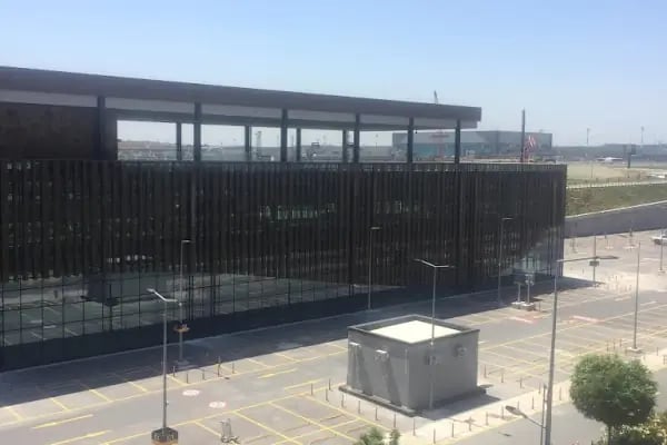 Terminal 2 - Resim 11