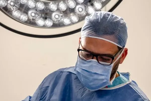 Op. Dr. Anıl Olguner, Adana Plastik Rekonstrüktif Ve Estetik Cerrahi - Resim 16