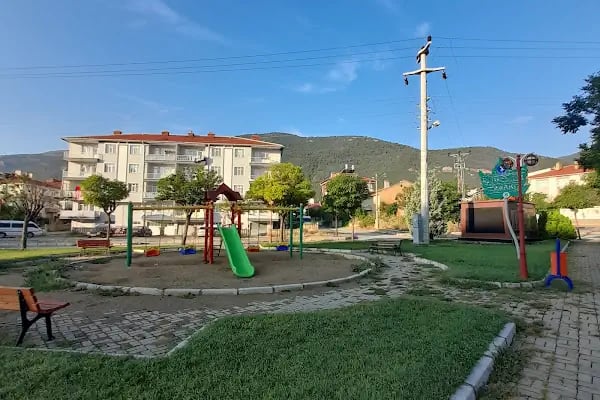 Kuvayi Milliye Parkı - Resim 11