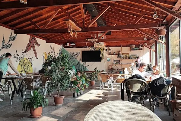 Özsarı At Çiftliği At Binim Merkezi Kahvaltı ve Restaurant - Resim 2