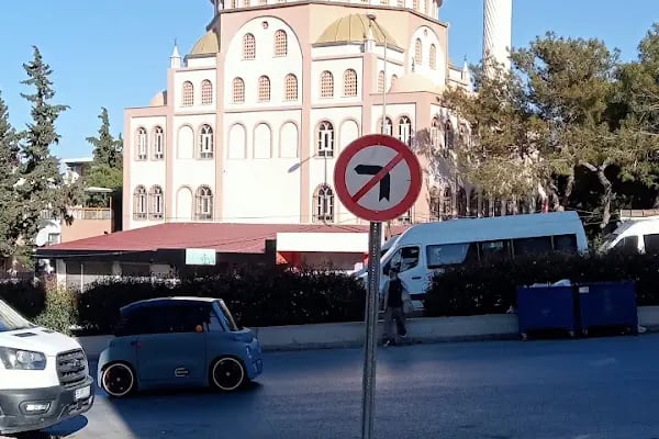 Çamlık Camii - Resim 15