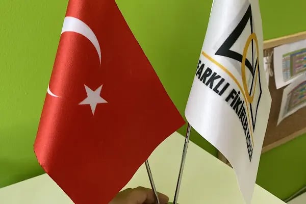 FARKLI FİKİRLER OKULLARI - Resim 5