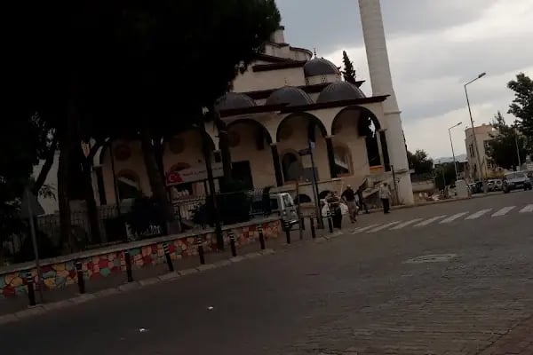 Osman Yozgatlı Cami - Resim 5