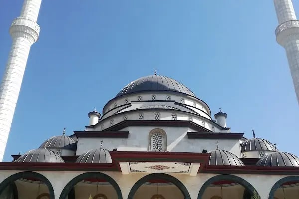 Osman Yozgatlı Cami - Resim 19