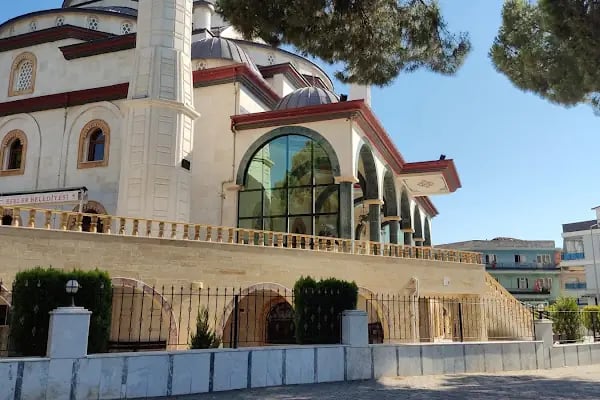 Osman Yozgatlı Cami - Resim 9
