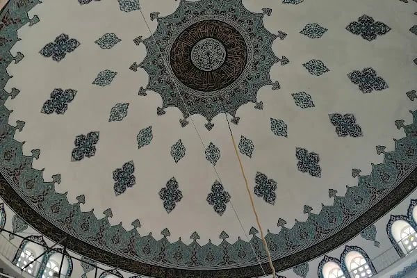 Bayraklı Müftülüğü Genç Camii - Resim 5