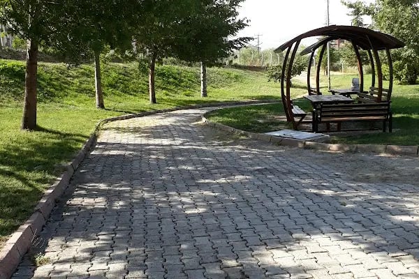 Şht. Pilot Ali Başmakçı Parkı - Resim 13