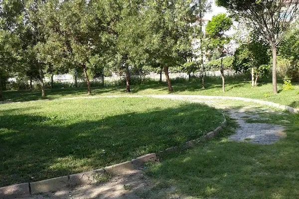 Şht. Pilot Ali Başmakçı Parkı - Resim 17