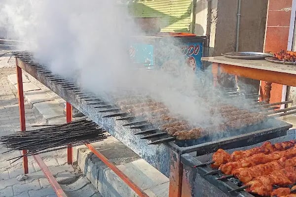Hizmet Kebap Ve Döner Salonu - Resim 5