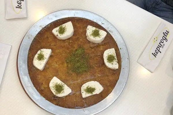 Kepiroğlu Pastanesi - Resim 19