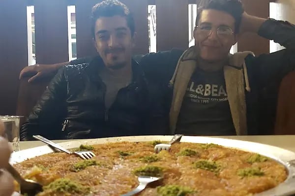 Kepiroğlu Pastanesi - Resim 17
