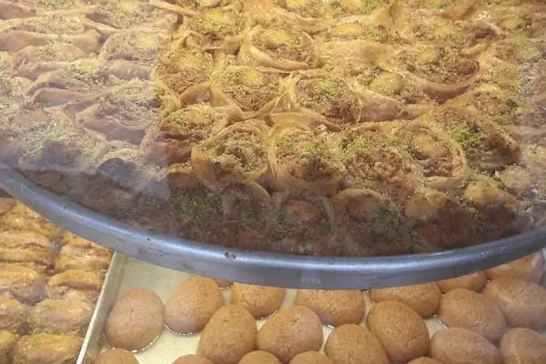 ÖMEROĞLU BAKLAVA - Resim 1