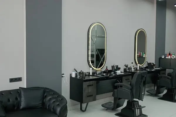 YÜCEL KÖSE BERBER SALONU - Resim 2