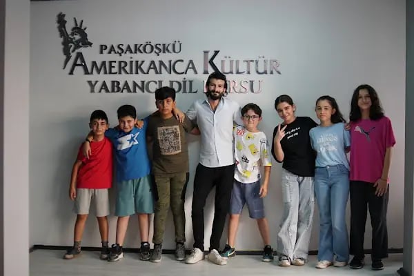 Özel Paşaköşkü Amerikanca Kültür Yabancı Dil Kursu - Resim 1