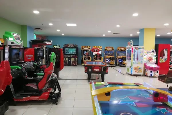 Buz Park ve Oyun parkı - Resim 2