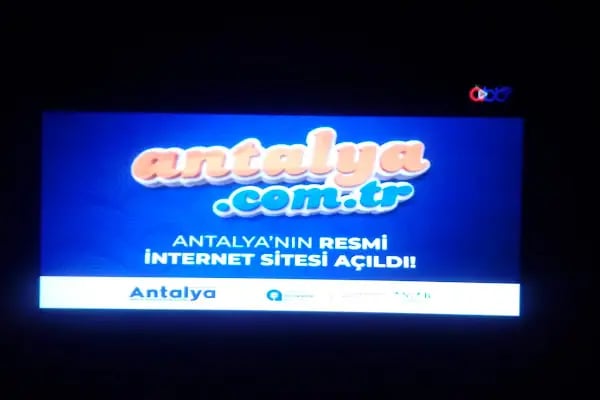 Tramvay Durağı - Resim 2