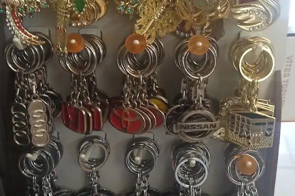 RK GARAGE OTO AKSESUAR MÜZİK SİSTEMLERİ SOUND PORT BAĞAJ TEYİP MULTİMEDYA - Resim 12