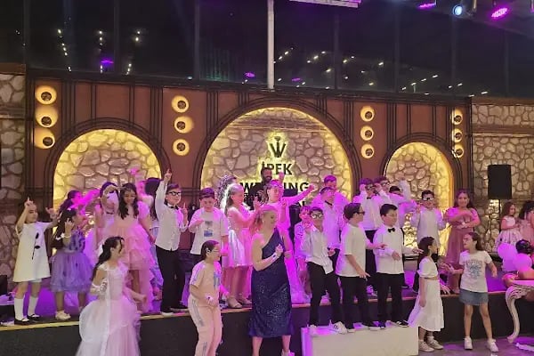 İpek Wedding Garden - Küçükçekmece Kır Bahçesi - Göl Kenarı Kır Düğünü - Avrupa Yakası Düğün Salonu - Resim 17