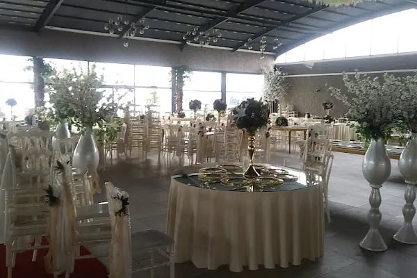 İpek Wedding Garden - Küçükçekmece Kır Bahçesi - Göl Kenarı Kır Düğünü - Avrupa Yakası Düğün Salonu - Resim 7