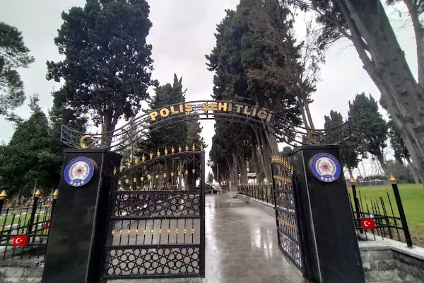 Edirnekapı Şehitlik Ve Mezarlığı - Resim 11