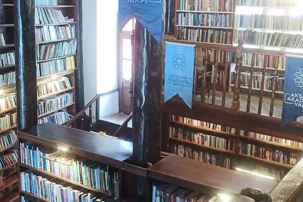 Akşehir Akademisi Vakfı - Resim 20