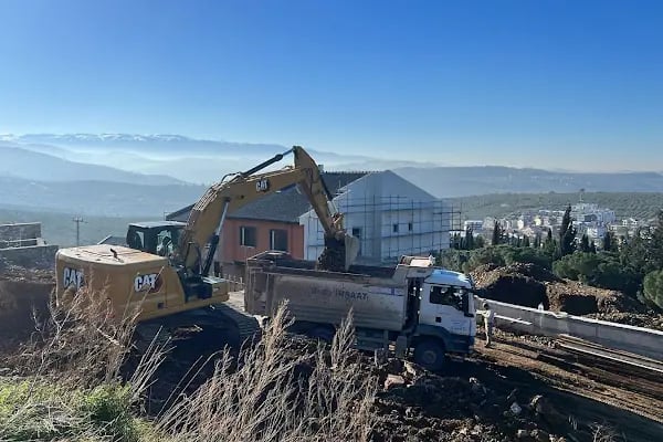 Gemlik Akkayalar Hafriyat Nakliyat İnsaat Malzemeleri Sanayi Ticaret Ltd ŞTİ - Resim 4