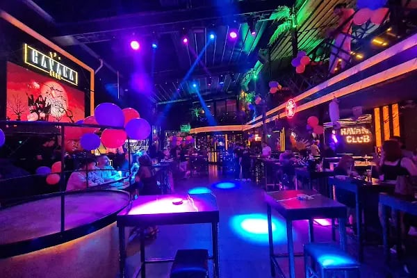 Sisters' Alanya (The Street Pub) - Resim 2