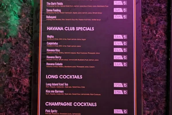 Sisters' Alanya (The Street Pub) - Resim 6