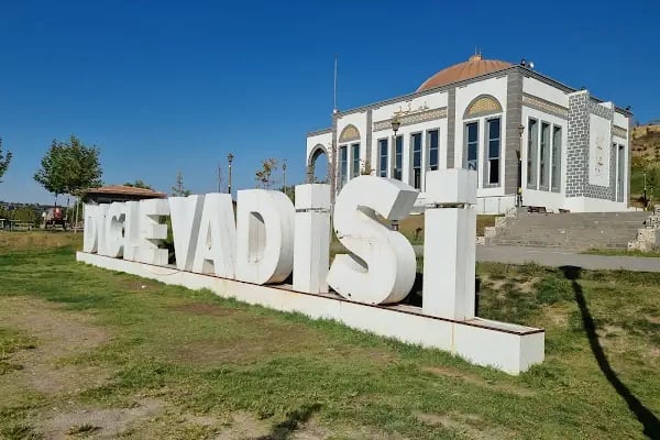 On Gözlü Köprü - Resim 12
