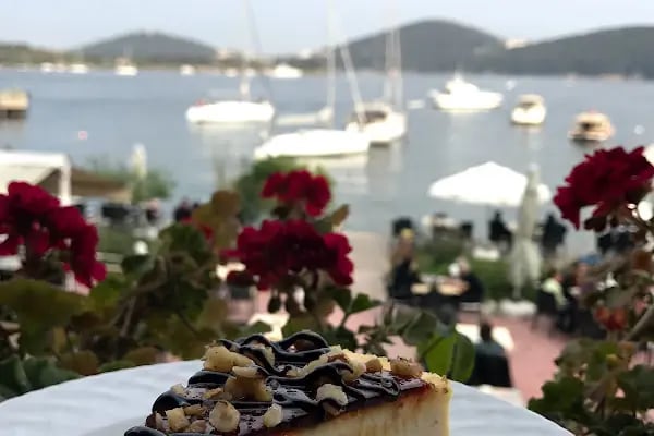 Burgazada Teras Cafe - Resim 19