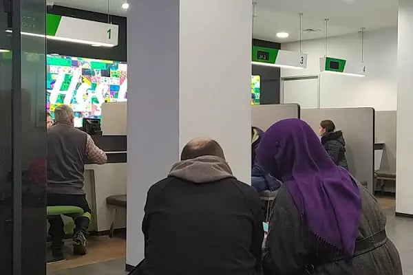 Garanti BBVA Serdivan Şubesi - Resim 8