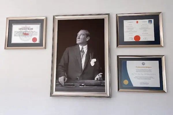 Prof. Dr. Yiğit Ö. Tiftikcioğlu | Meme Estetiği | Rinoplasti | Estetik Cerrahi, İzmir - Resim 11