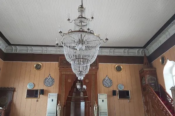 Burhaniye Cami - Resim 2