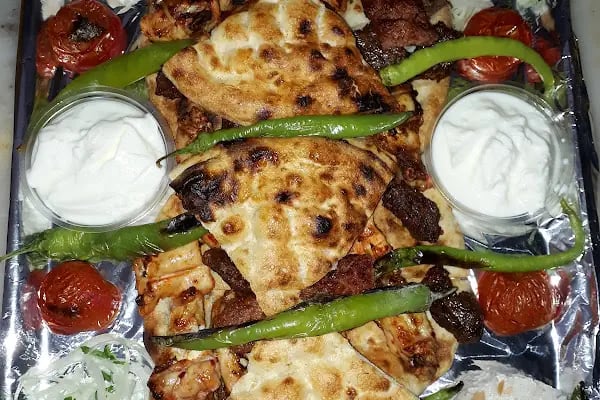Hüseyingazi Pide Kebap Salonu Kayretli kardeşler - Resim 4