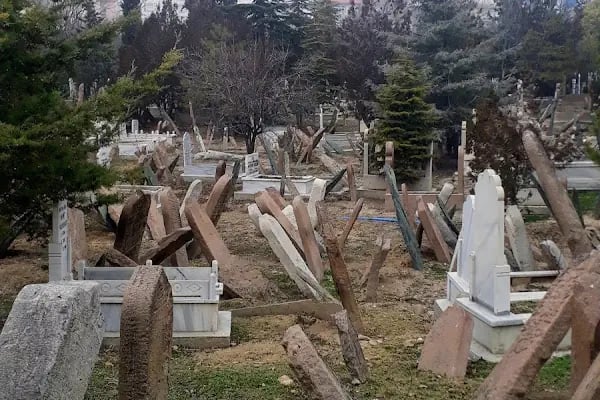 Musalla Mezarlığı - Resim 13