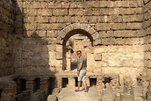 Perge Güney Hamamı - Resim 7