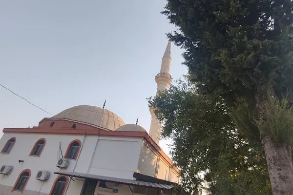 Güzelyurt Nurhayat Camii - Resim 1