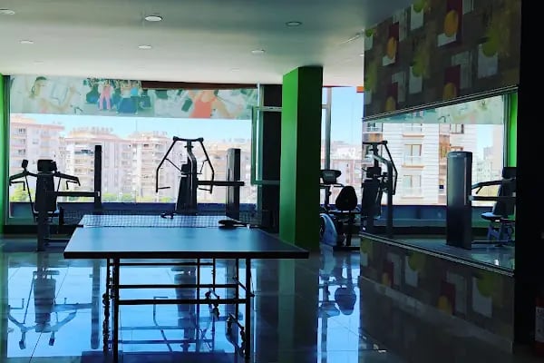 FİT LİFE SPORT CENTER ŞANLIURFA - Resim 18