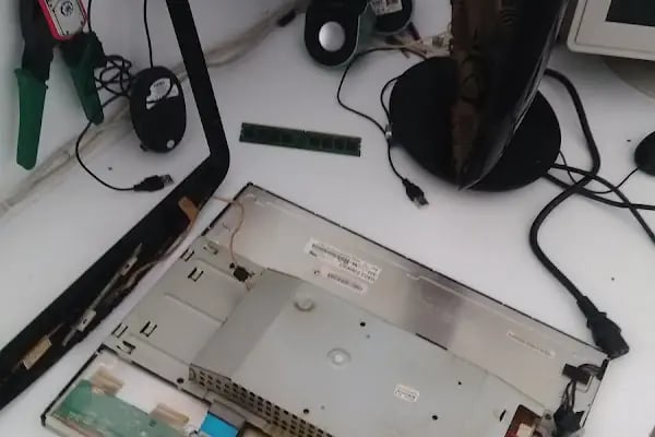 Qubit Teknoloji Bilgisayar Teknik Servis ve Güvenlik Kamerası Kurulum Hizmetleri Yedek Parça - Resim 12