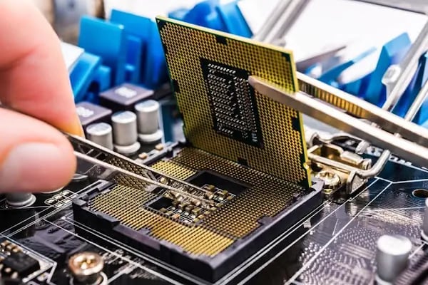 Qubit Teknoloji Bilgisayar Teknik Servis ve Güvenlik Kamerası Kurulum Hizmetleri Yedek Parça - Resim 19