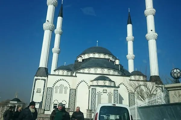 Fatih Sultan Mehmet Parkı - Resim 20