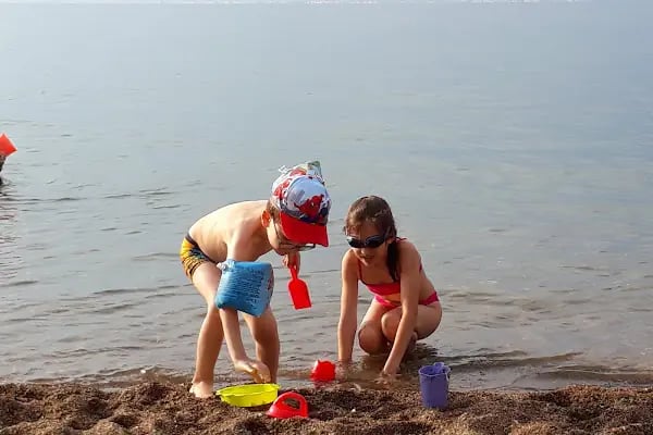 Pelitköy Sahil Plajı - Resim 11