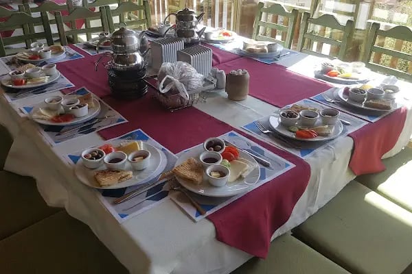 Halk Evi Kahvaltı Çay Bahçesi - Resim 2