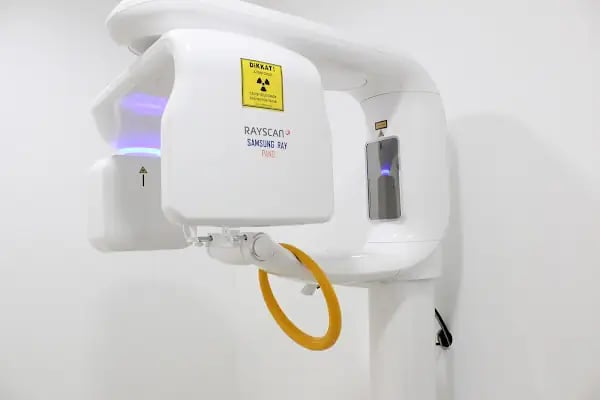 İstanbul Uzman Dental Ağız ve Diş Sağlığı Polikliniği - Resim 6