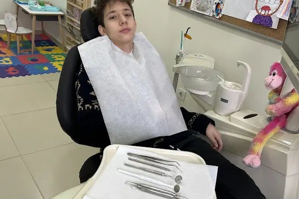 İstanbul Uzman Dental Ağız ve Diş Sağlığı Polikliniği - Resim 11